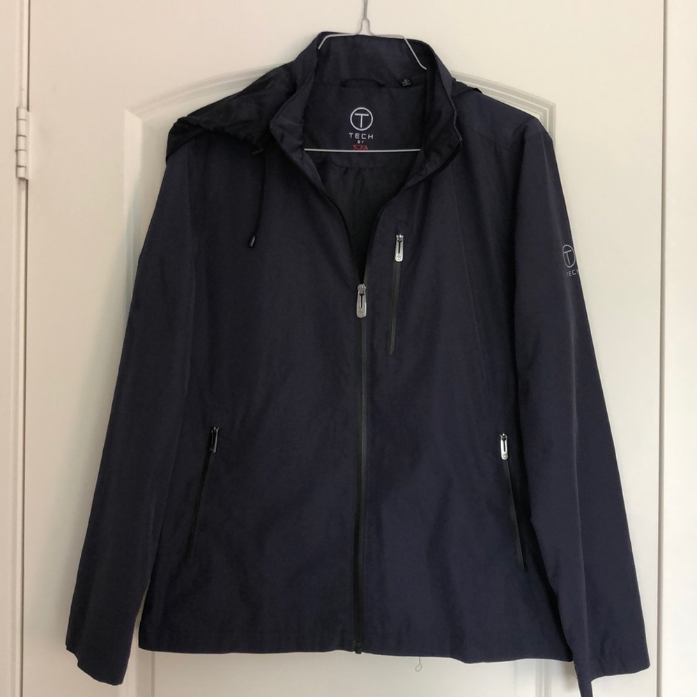 TUMI Mens Water-Resistant Performance Jacket- Med